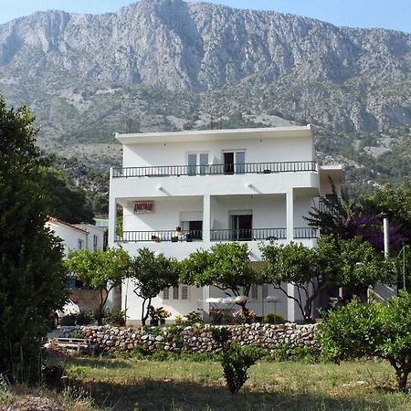 Apartments By The Sea Drvenik Donja Vala, Makarska - 6701 ภายนอก รูปภาพ