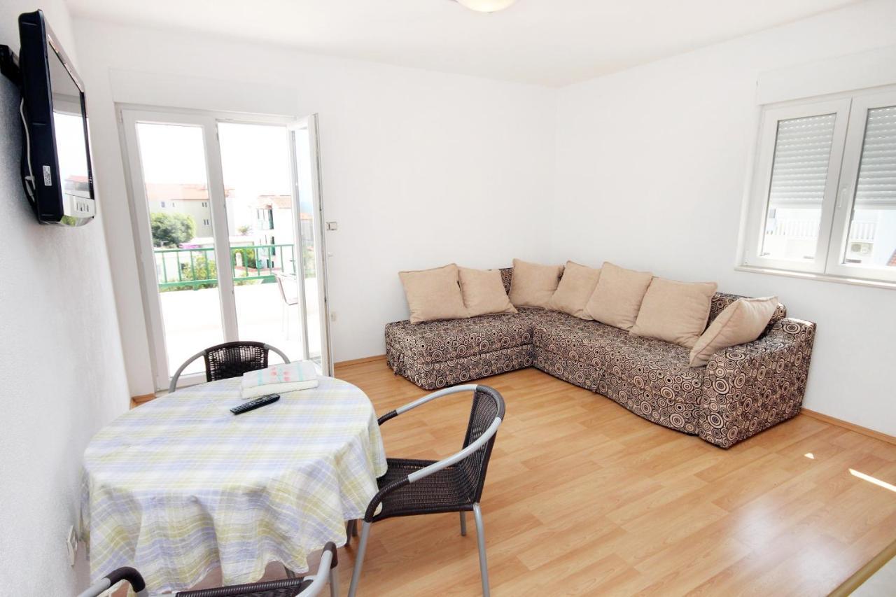 Apartments By The Sea Drvenik Donja Vala, Makarska - 6701 ภายนอก รูปภาพ