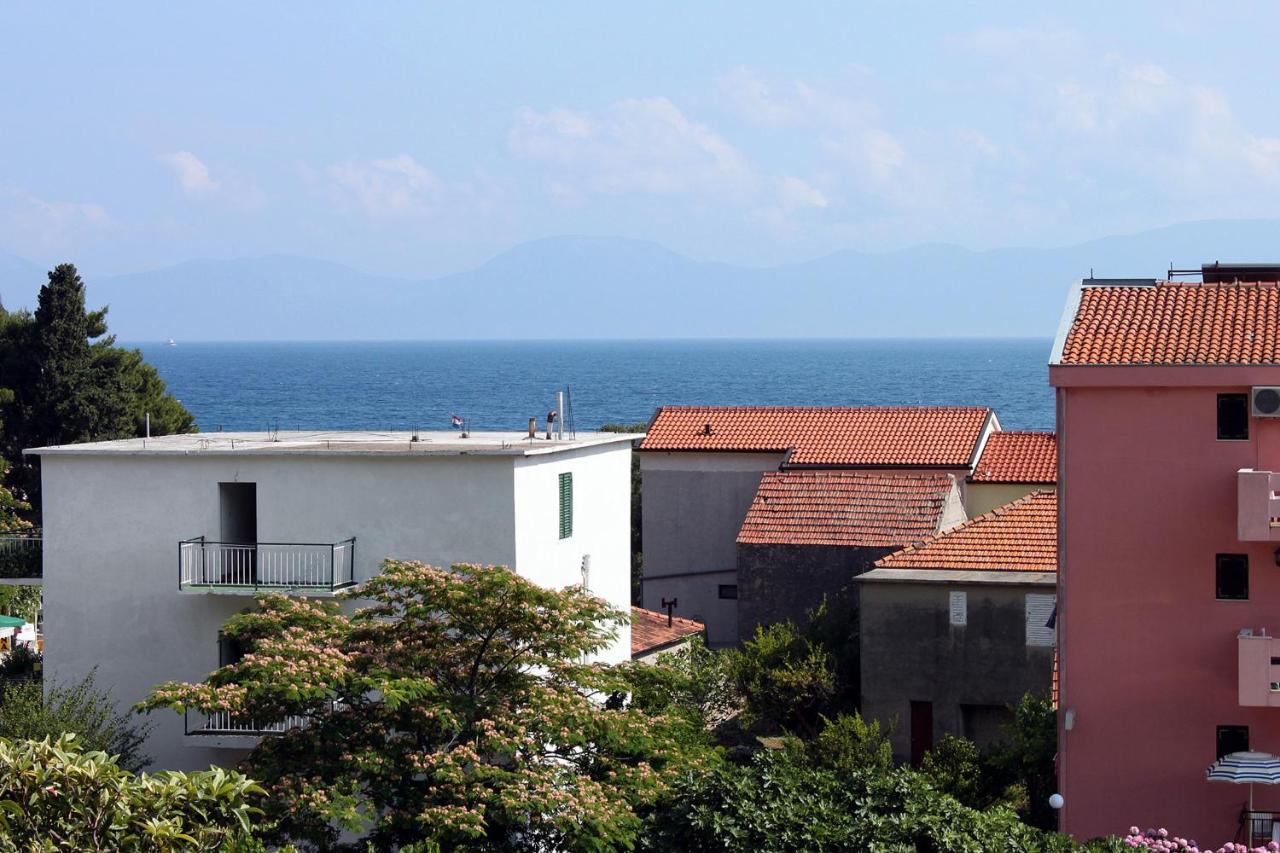 Apartments By The Sea Drvenik Donja Vala, Makarska - 6701 ภายนอก รูปภาพ