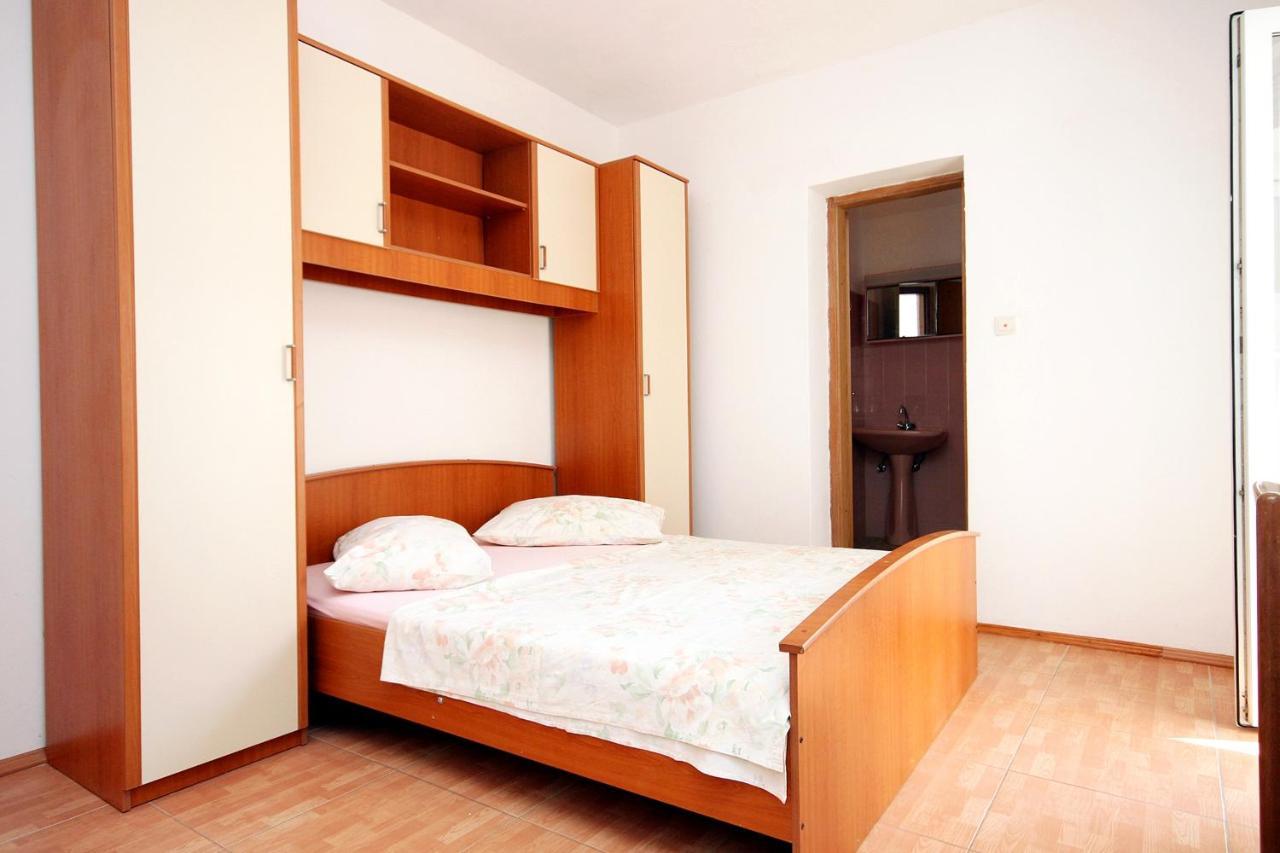 Apartments By The Sea Drvenik Donja Vala, Makarska - 6701 ภายนอก รูปภาพ
