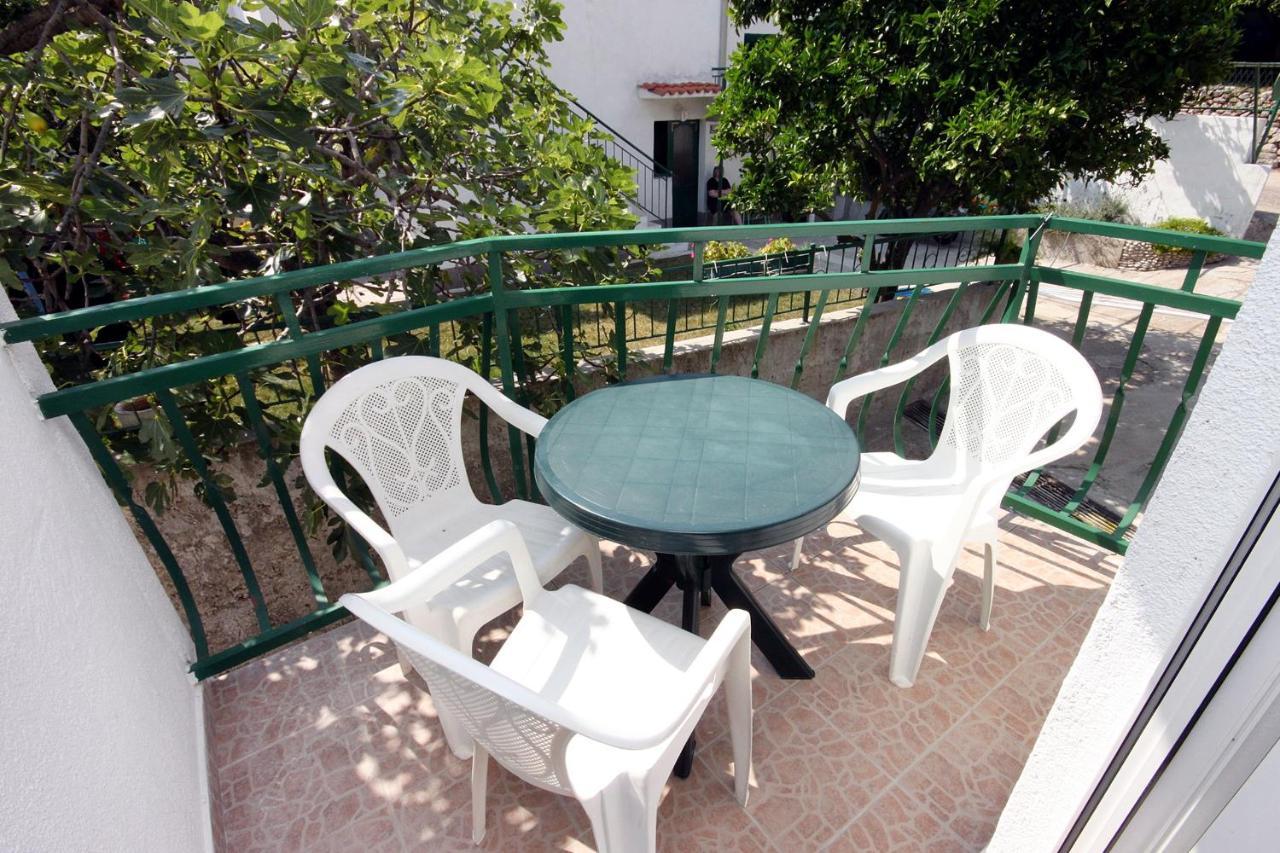 Apartments By The Sea Drvenik Donja Vala, Makarska - 6701 ภายนอก รูปภาพ