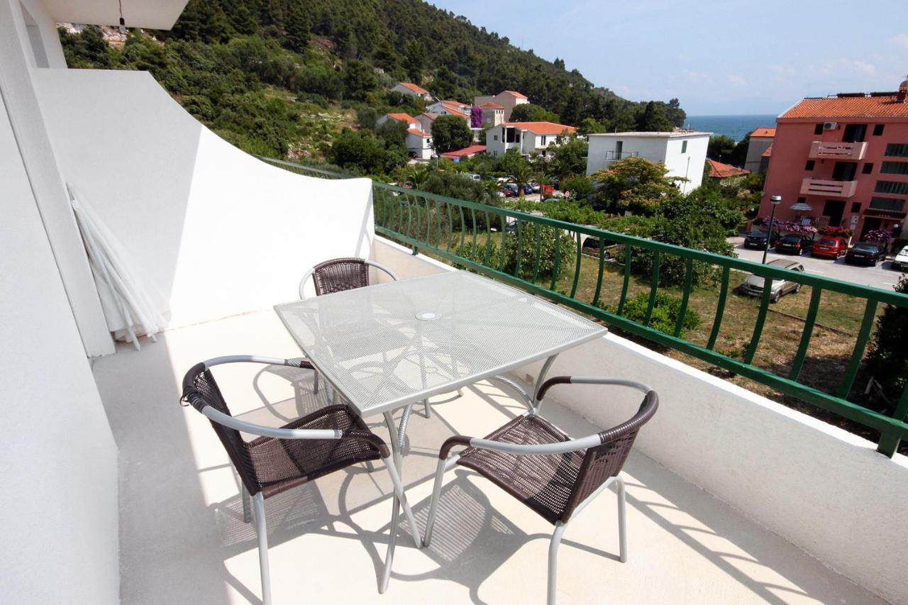 Apartments By The Sea Drvenik Donja Vala, Makarska - 6701 ภายนอก รูปภาพ