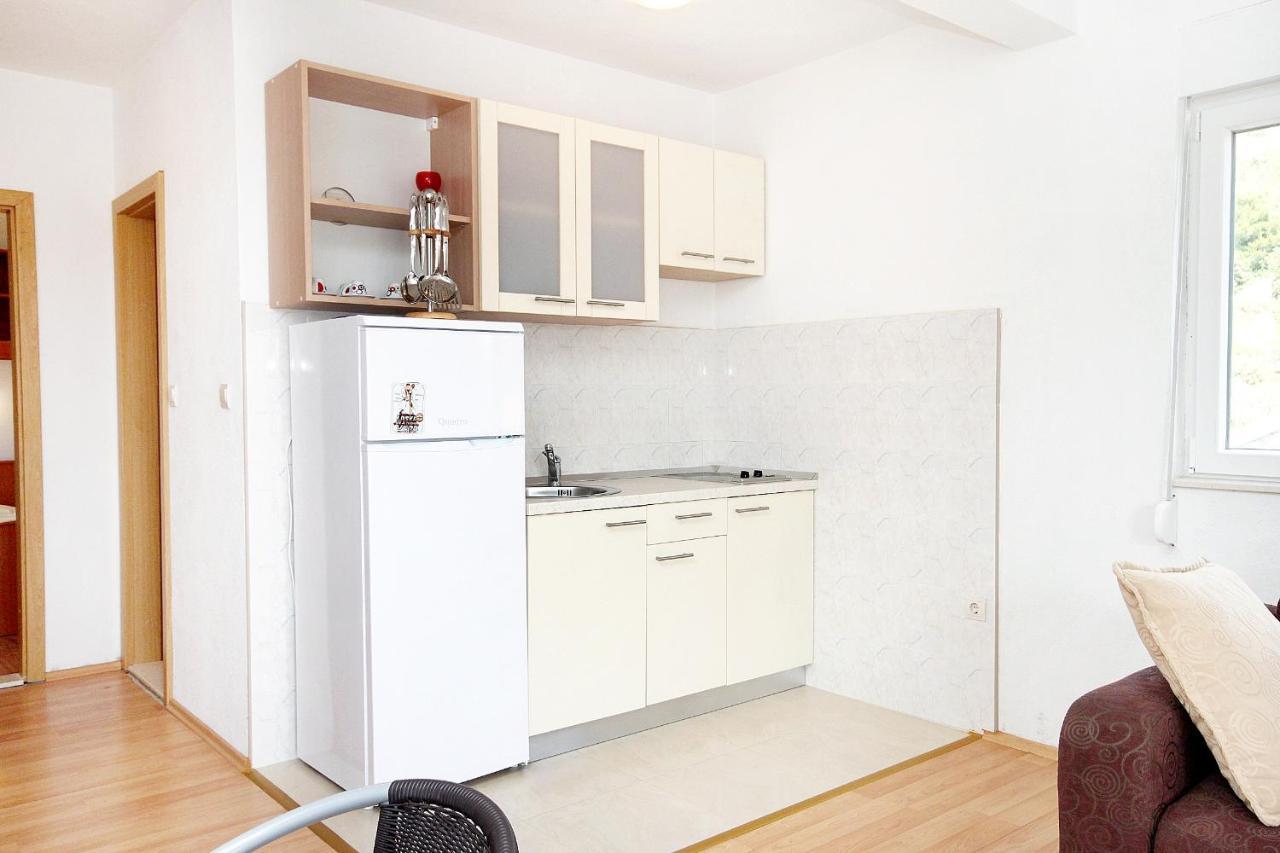 Apartments By The Sea Drvenik Donja Vala, Makarska - 6701 ภายนอก รูปภาพ