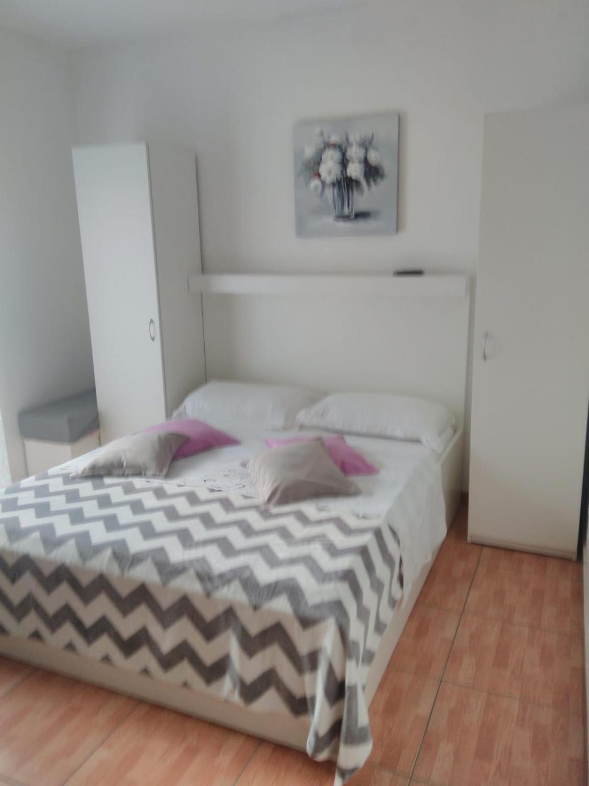 Apartments By The Sea Drvenik Donja Vala, Makarska - 6701 ห้อง รูปภาพ